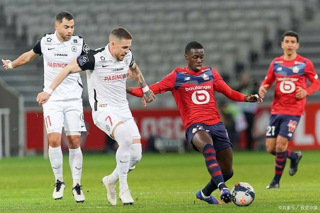 西甲-拉菲尼亚双响德容破门 巴萨5-1马略卡